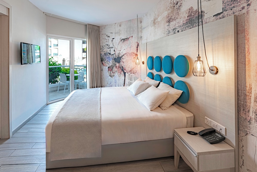 Vangelis Hotel Apartments 26/72