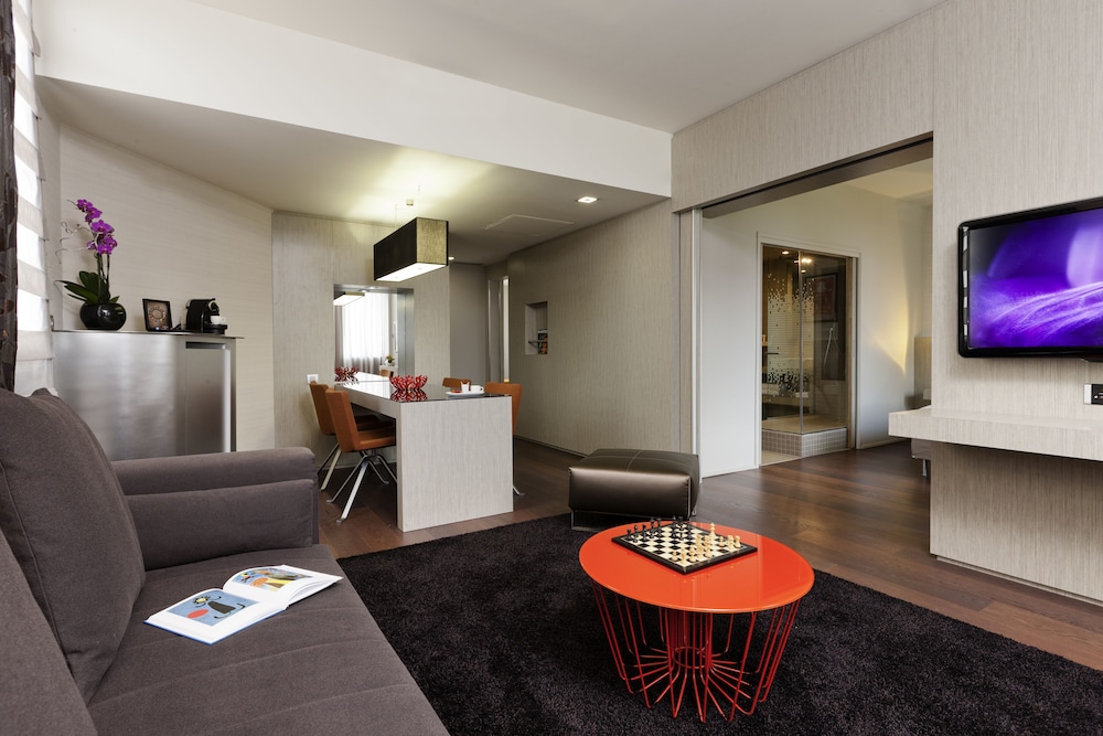 FirstName Toulouse - JDV by Hyatt 38/67