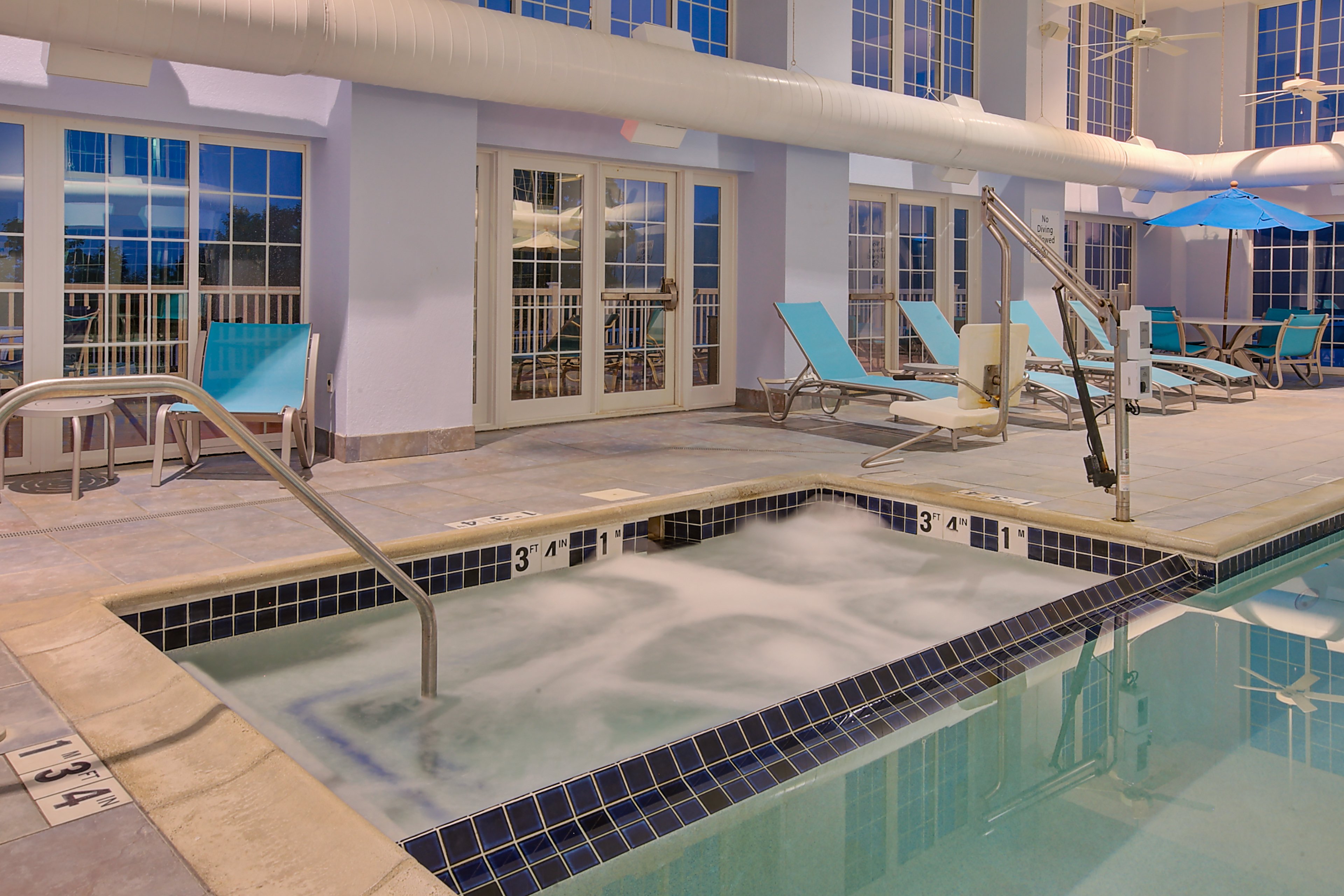 Holiday Inn Express Hotel And Suites Petoskey 36/61