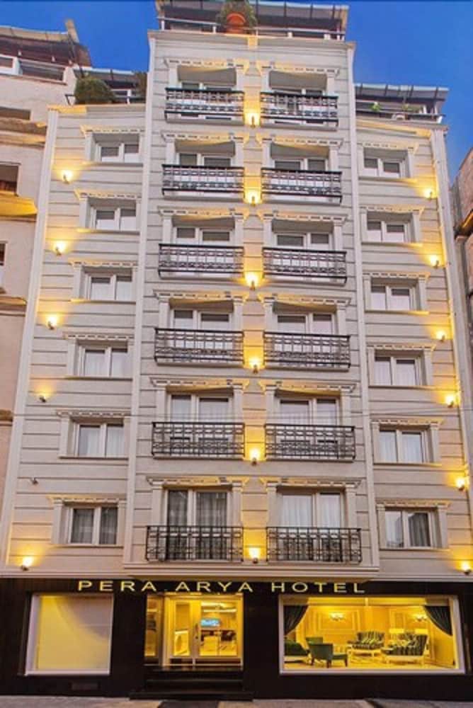 Pera Arya Hotel 8/71