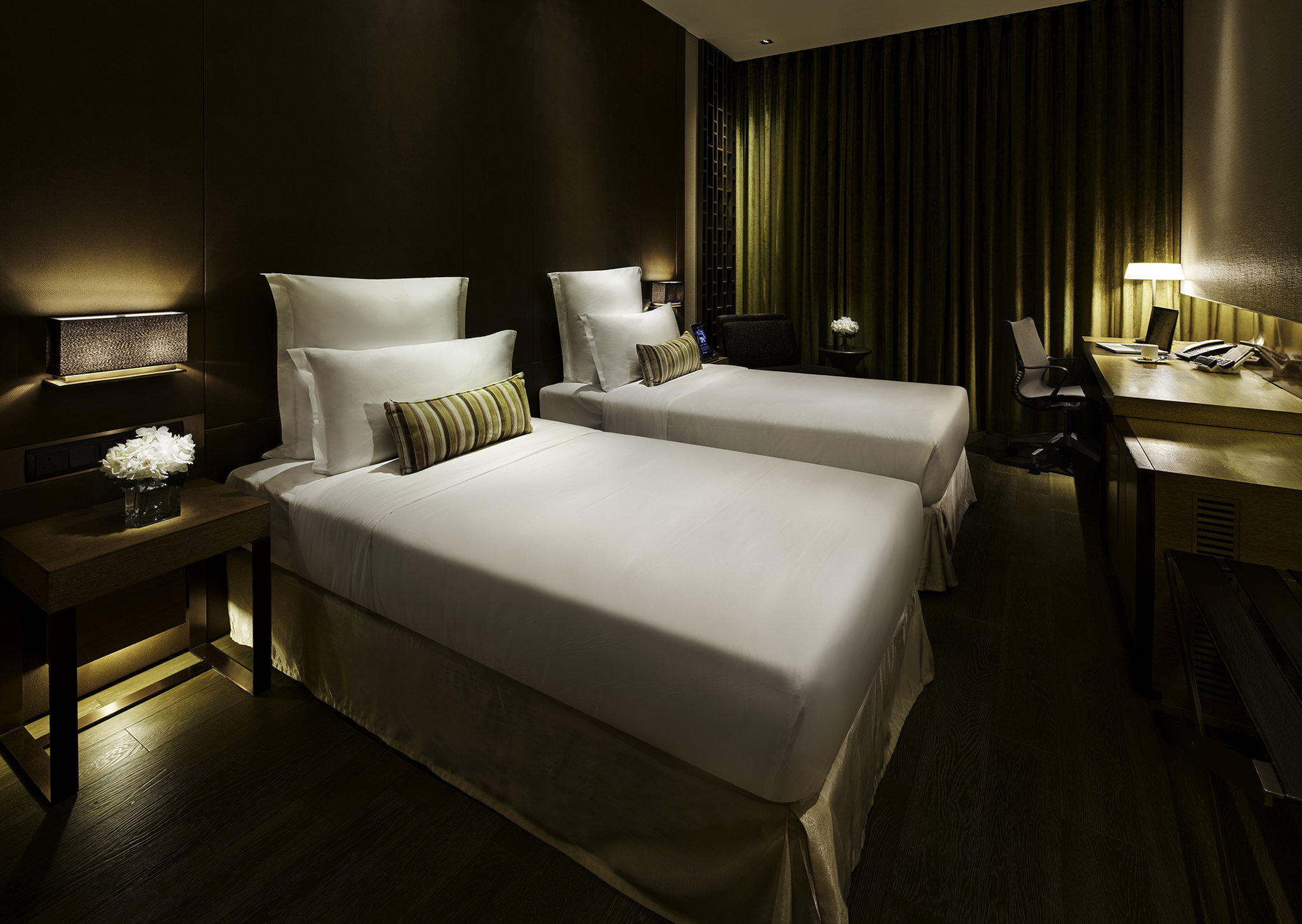 Nina Hotel Kowloon East 7/30
