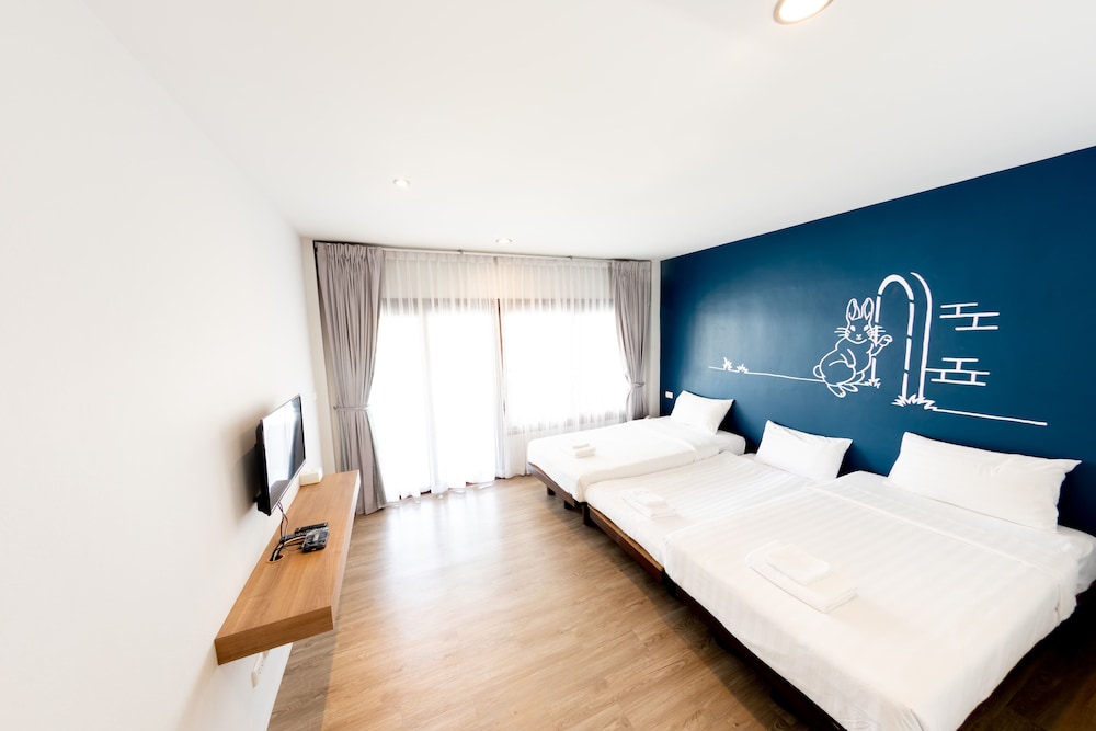 STANDARD, TRIPLE, 3 BEDS