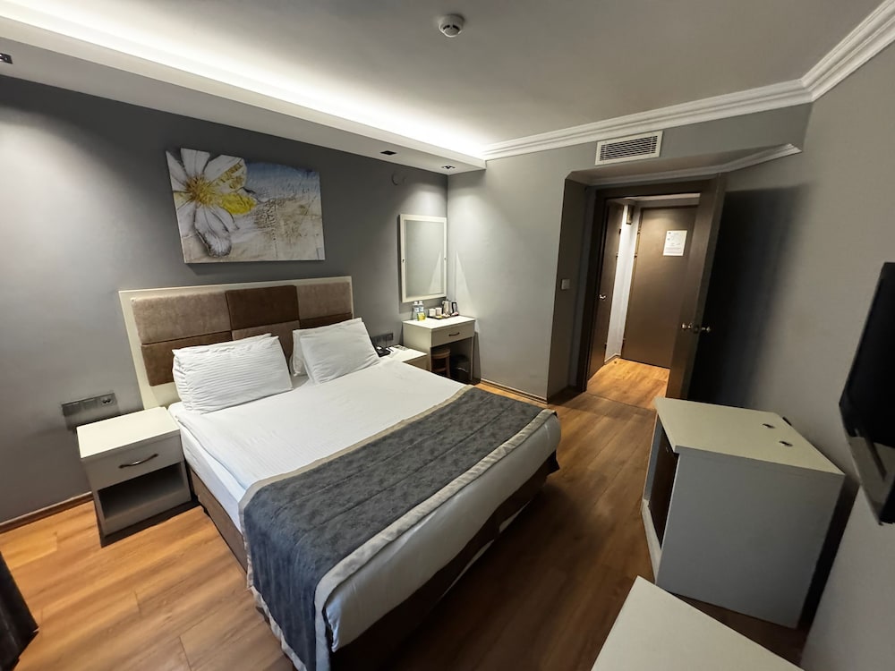 ELITE, DOUBLE BED