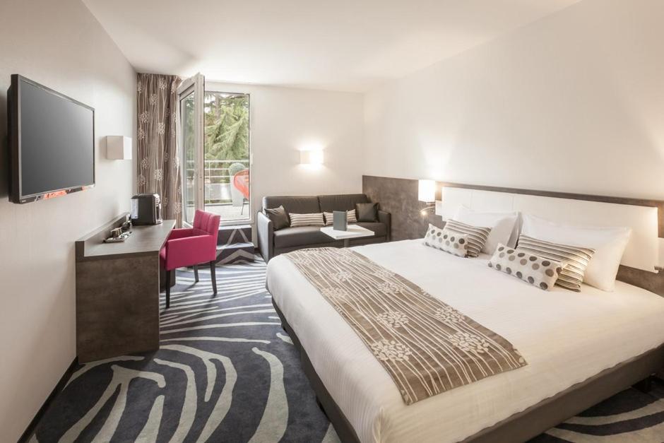 AU COMTÉ D'ORNON HOTEL & SPA 7/23