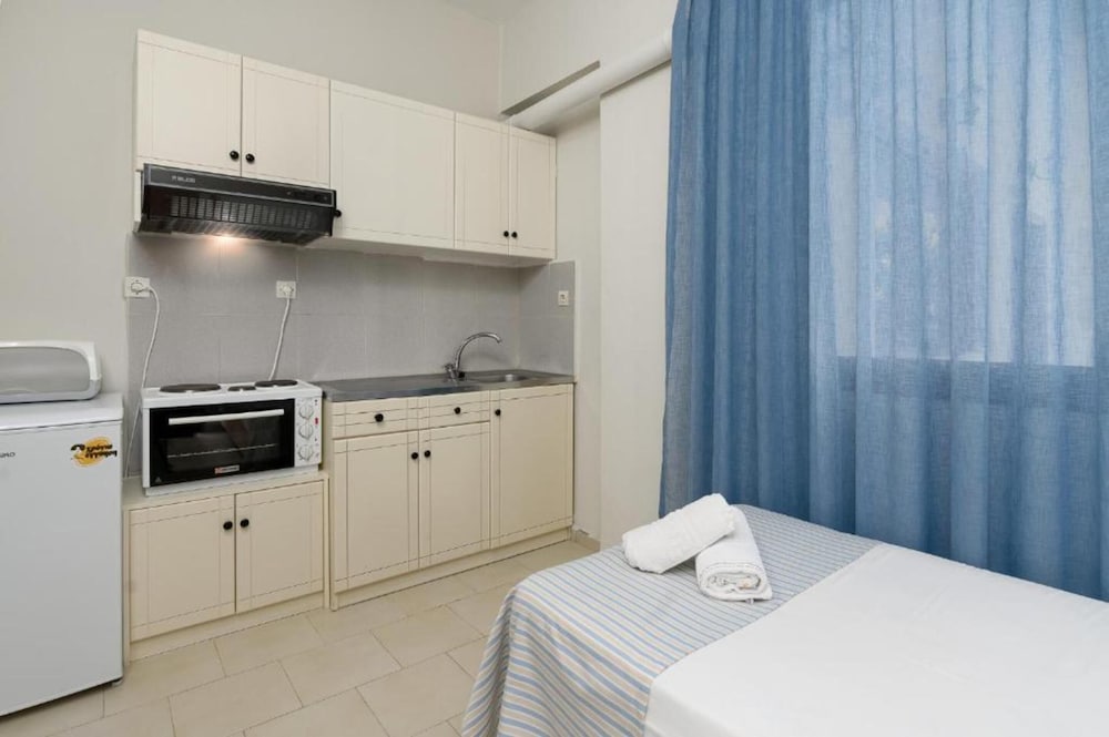 Anthos Apartments 15/56