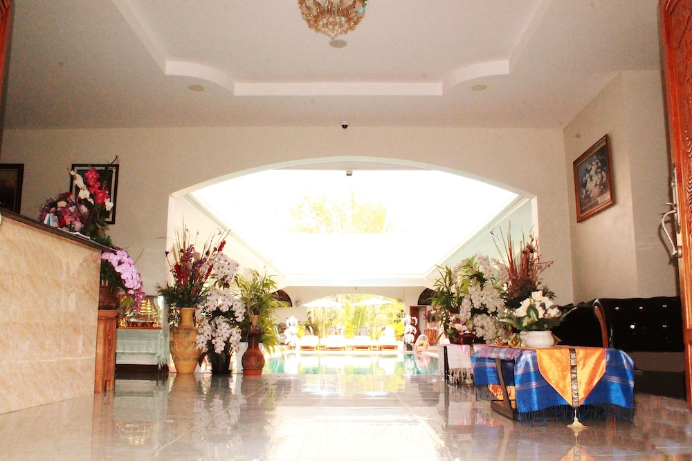Nok Resort & Hotel 11/50