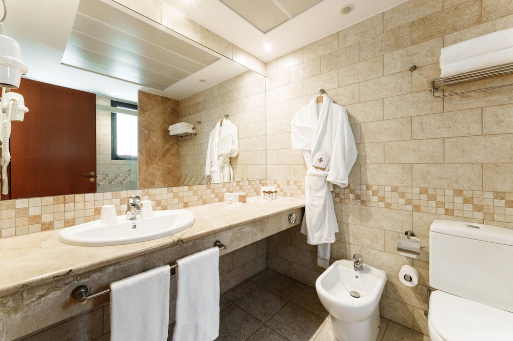 Spa Termes Carlemany Hotel 47/50
