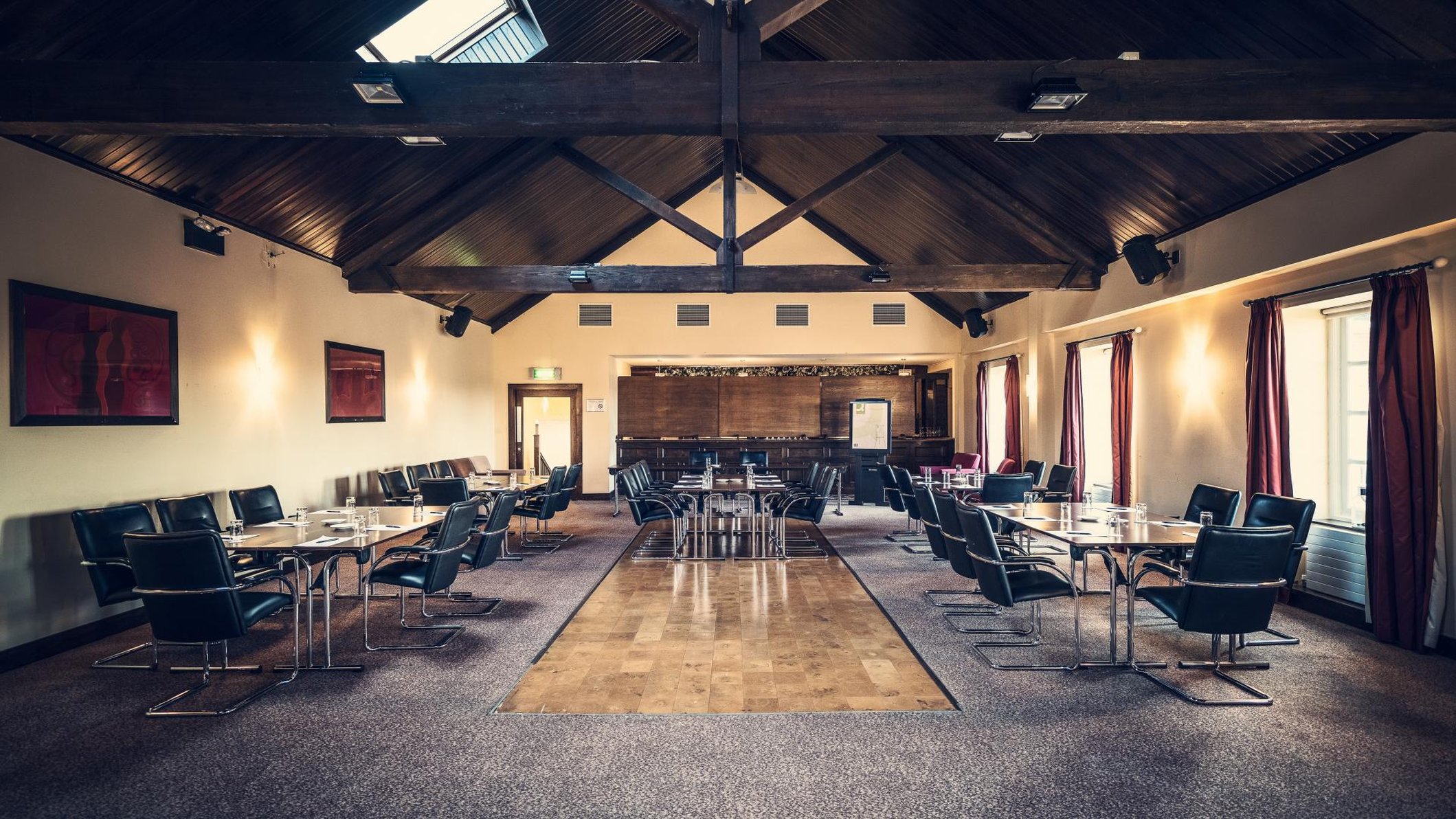 Cavan Crystal Hotel 40/57