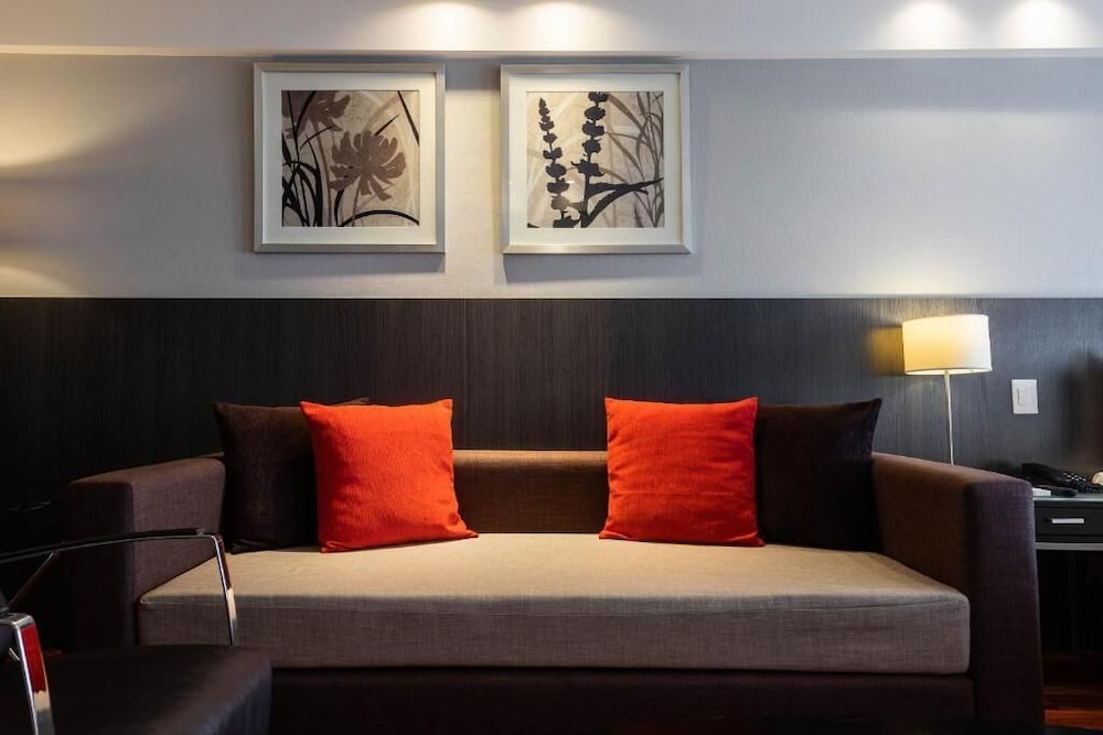 Urban Suites Recoleta Boutique Hotel 54/77