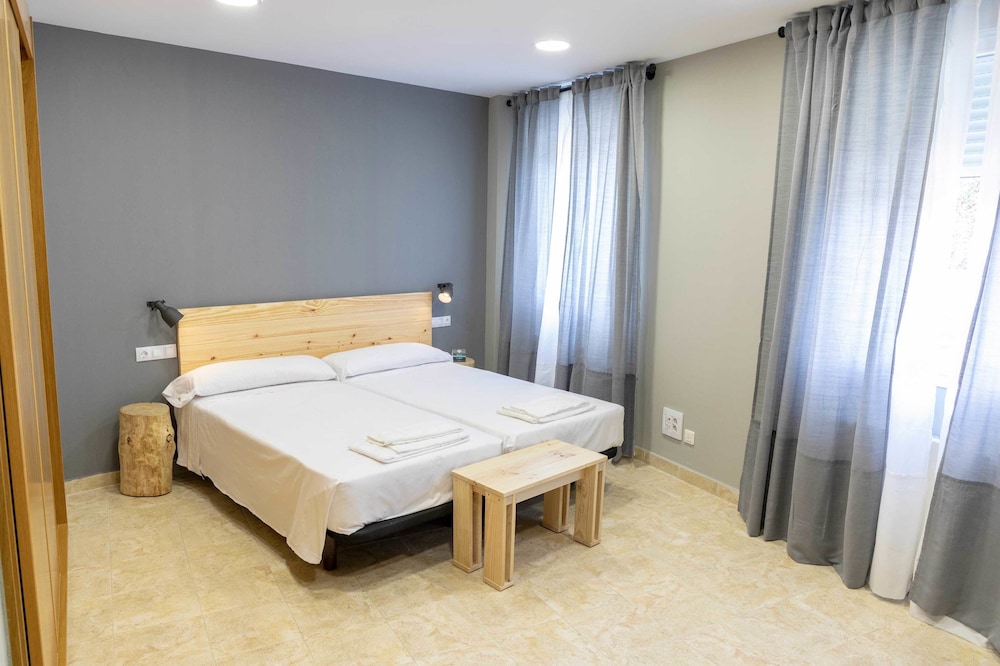 Albergue Alda Estella Hostel 44/61