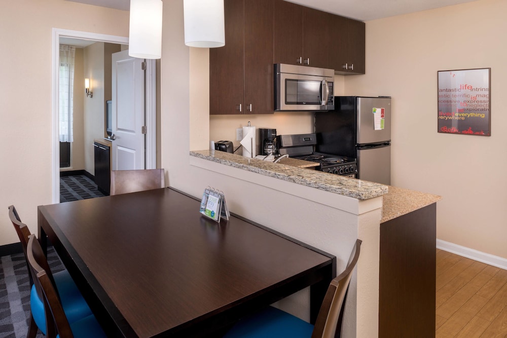 TownePlace Suites by Marriott Huntington 36/44