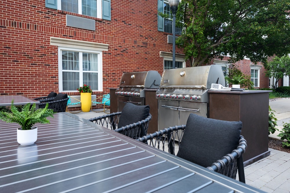 Towneplace Suites Chicago Lombard 39/50