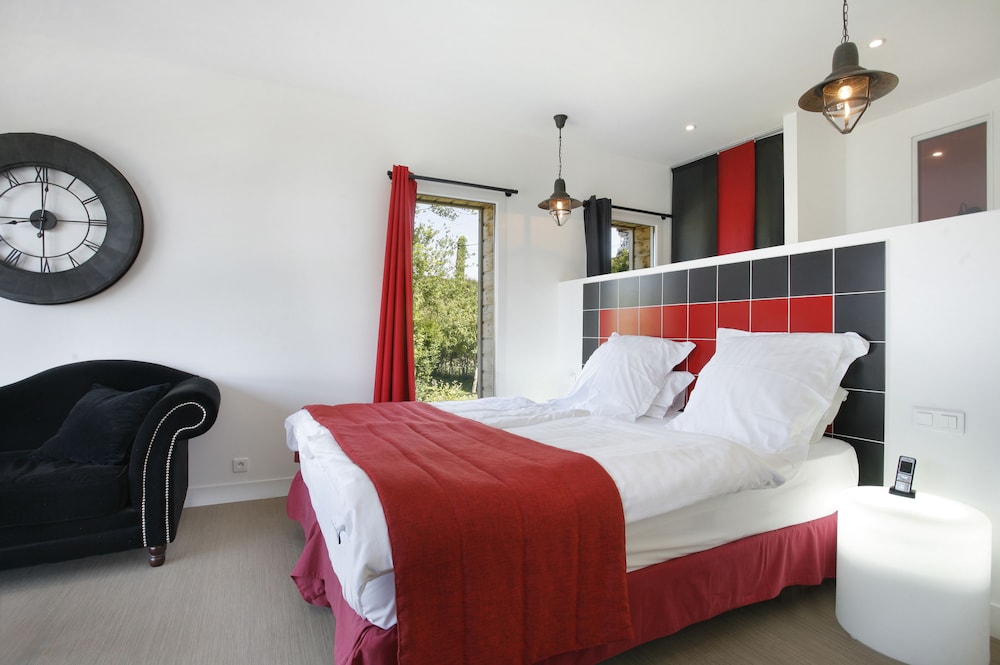 Hotel The Originals Le Cise 35/74