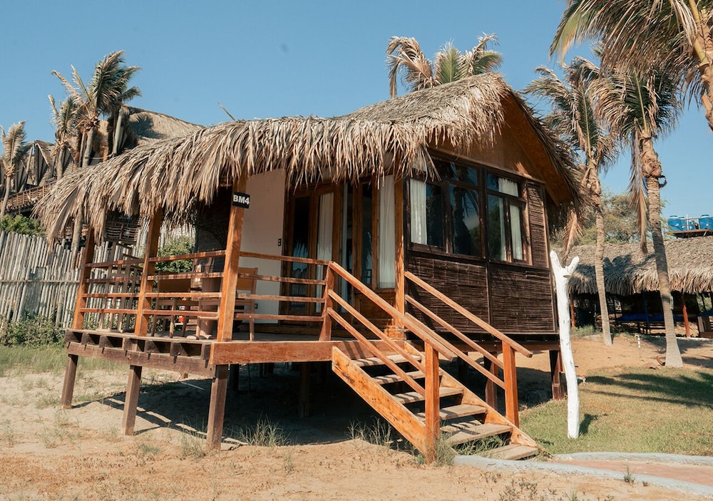 Vichayito Bungalows And Carpas 1/45