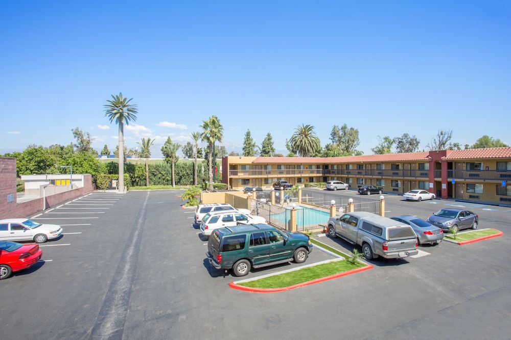 Hotel Seville 48/59