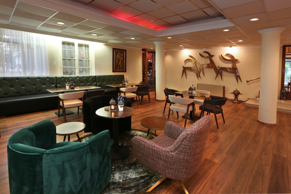 Forest Park Hotel 38/65
