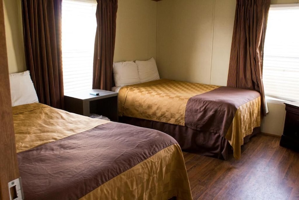 Cotulla Mobile Home 18/40