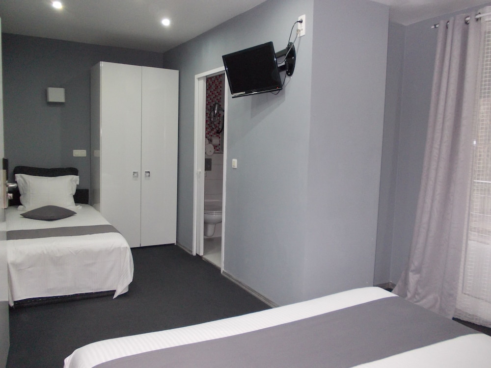 Hotel Phenix 52/74