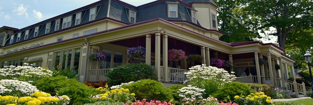 Stafford s Bay View Inn 1/50