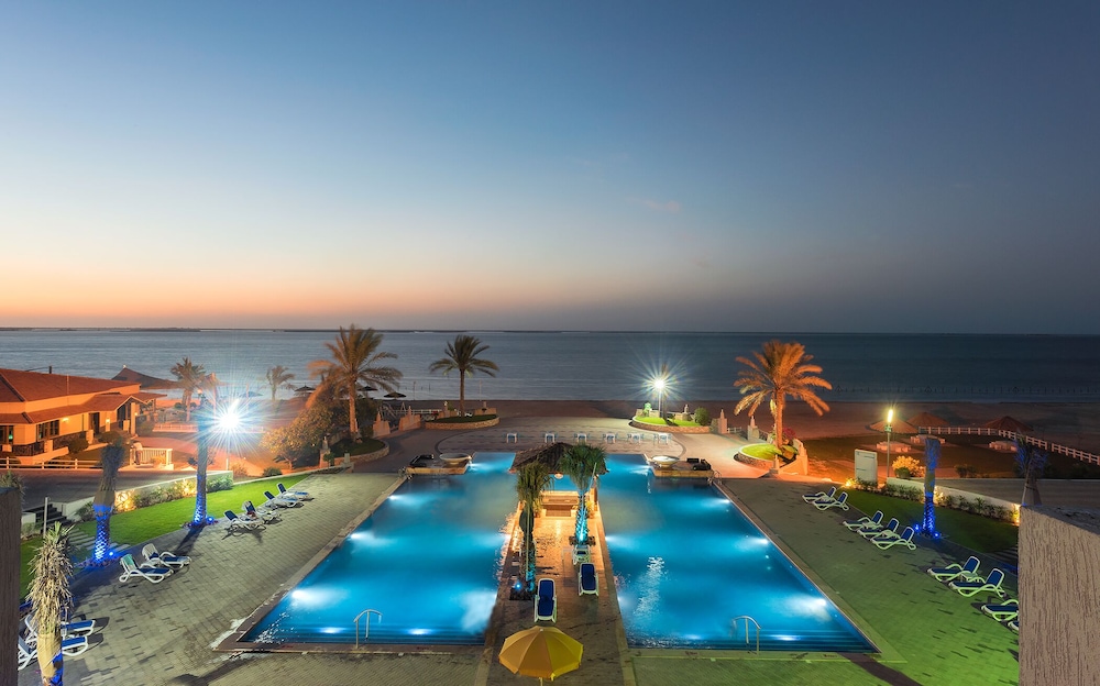 Barracuda Resort 47/52