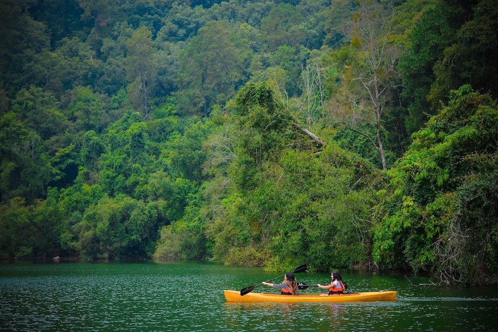 Zirahuen Forest And Resort 45/50