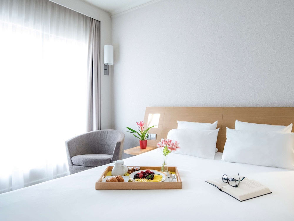 Novotel Athenes 50/73