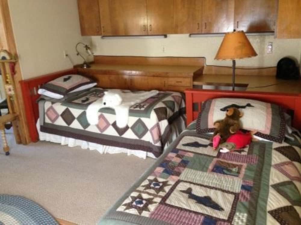 Anchorage Walkabout Town B&B 22/43