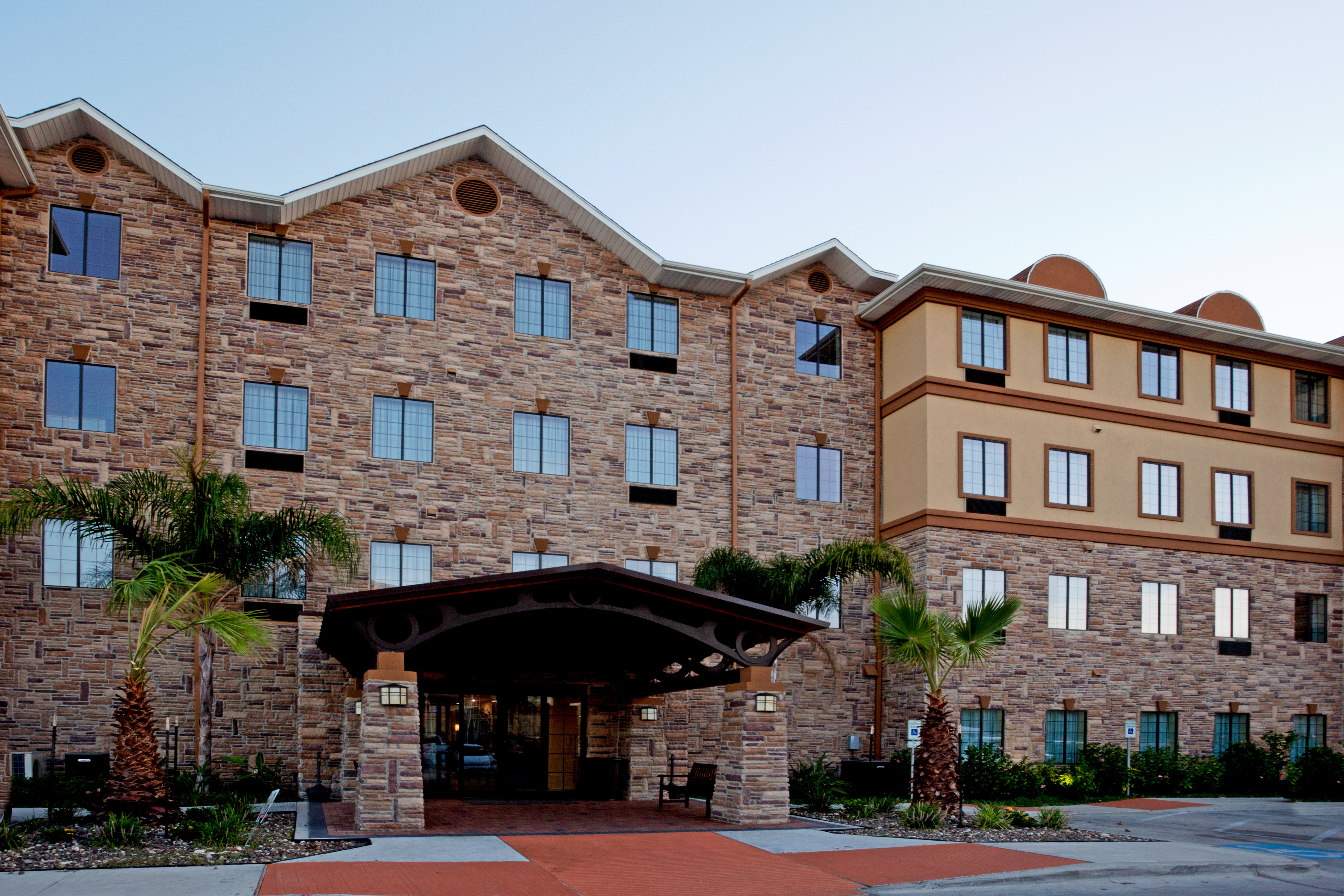Staybridge Suites Corpus Christi 6/68
