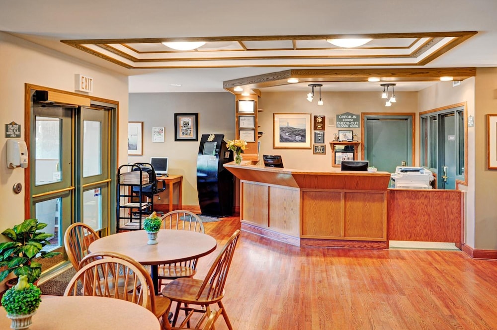 Coastal Inn Halifax 9/60