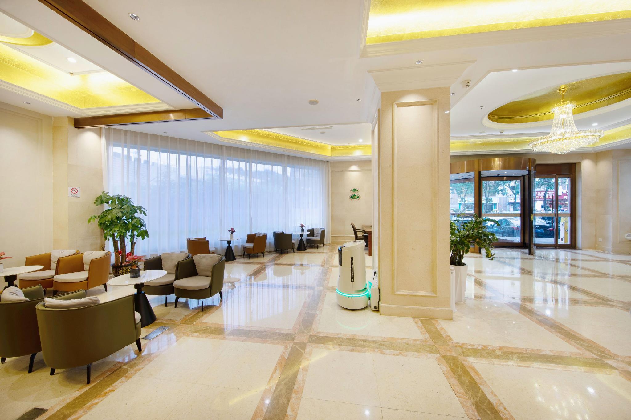 Outsky Hotel 31/50