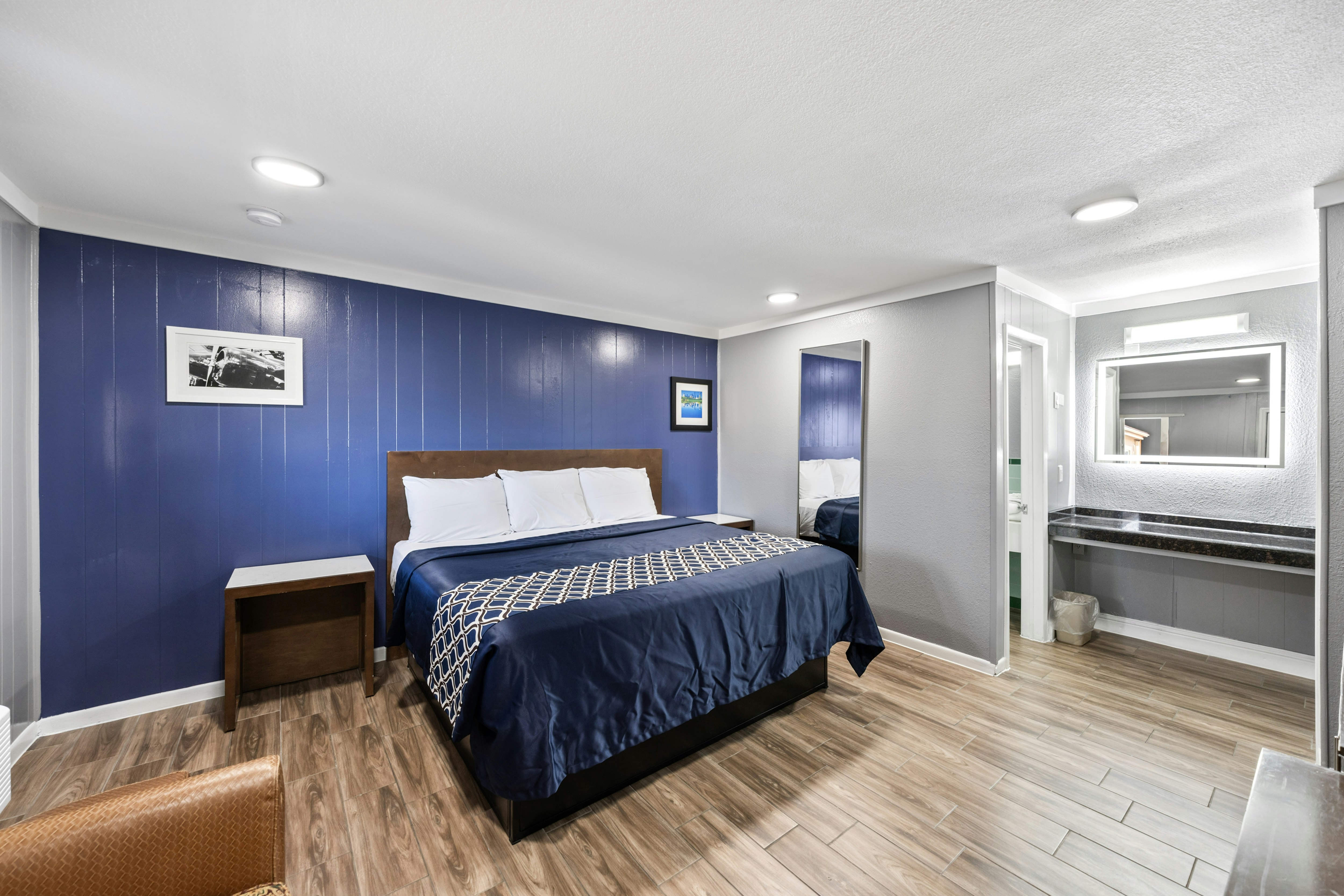 Western Inn by Capital O Cleburne TX 22/60