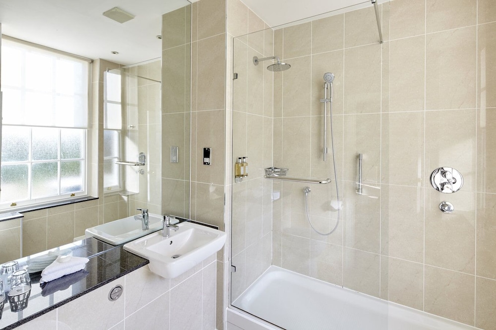 Taplow House 12/60
