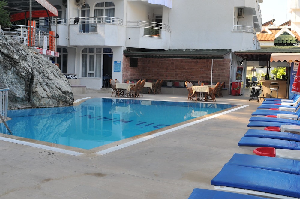 Dilhan Hotel 3/31