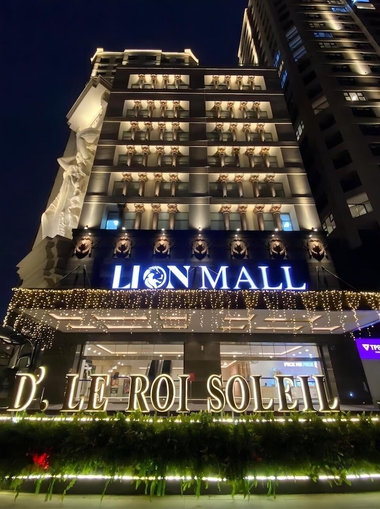 D Le Roi Soleil Premium Suites 1/50