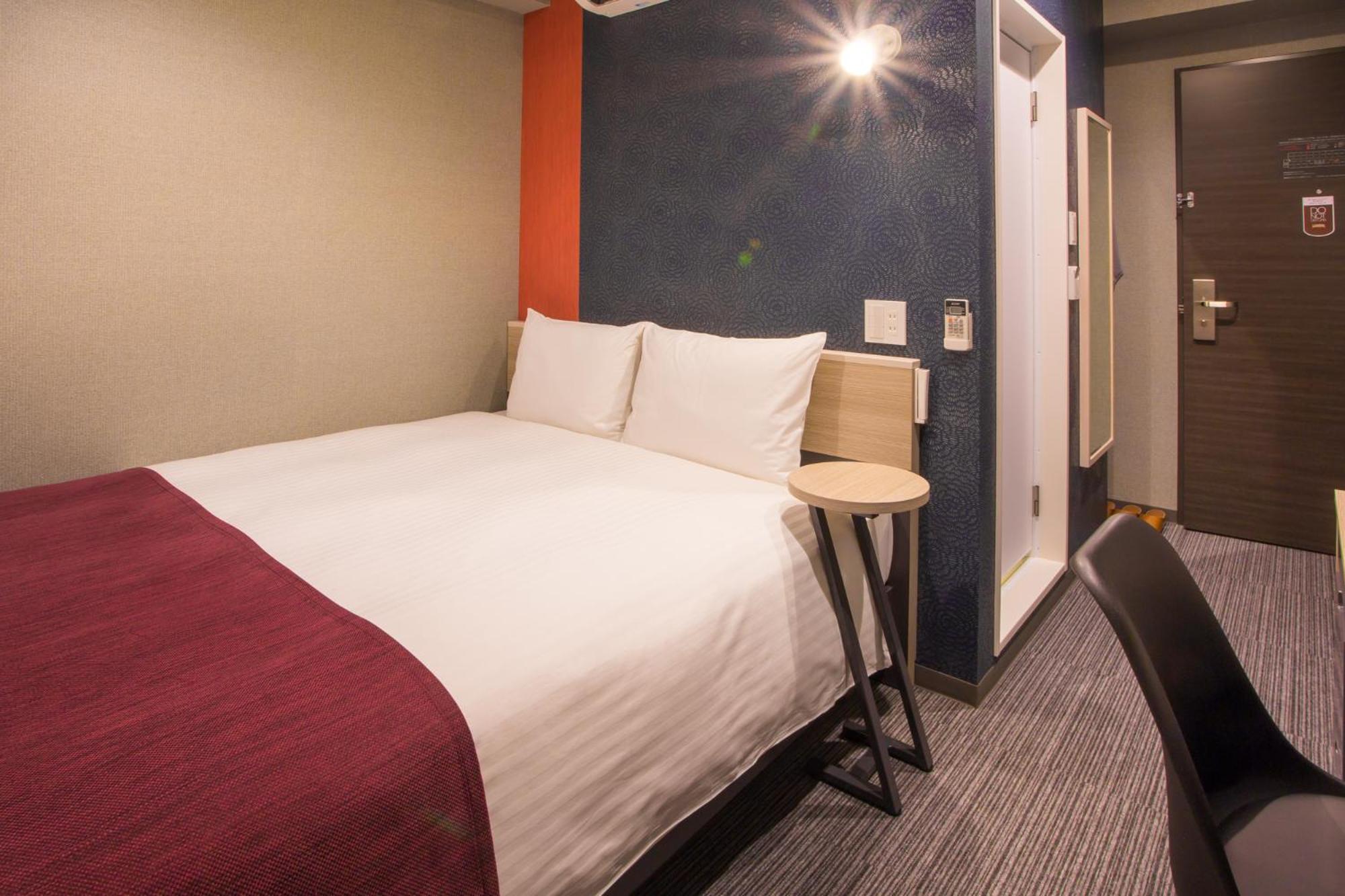 Room, Double Bed, Smoking