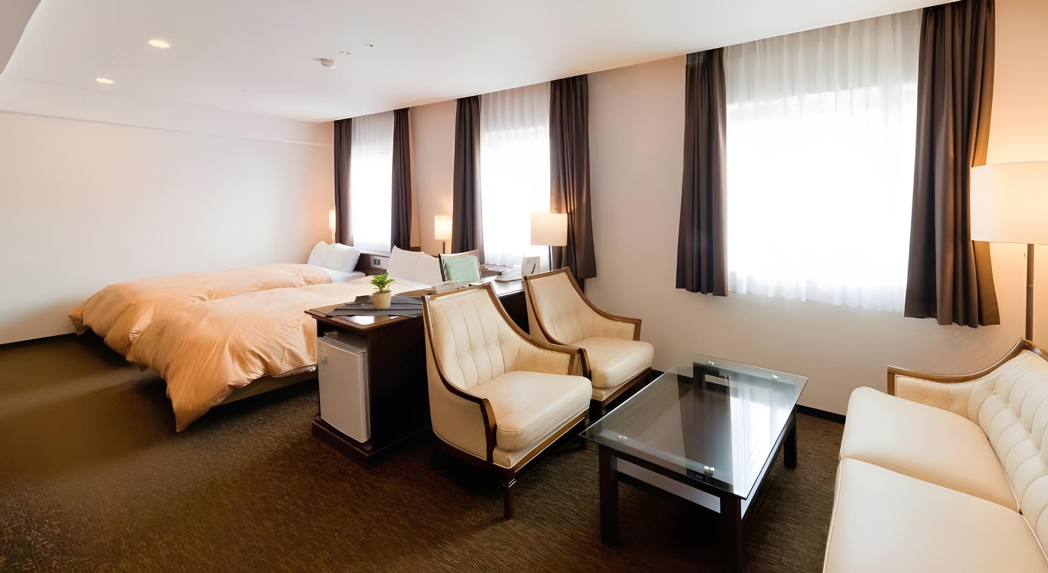 Hotel Castle Plaza 17/35