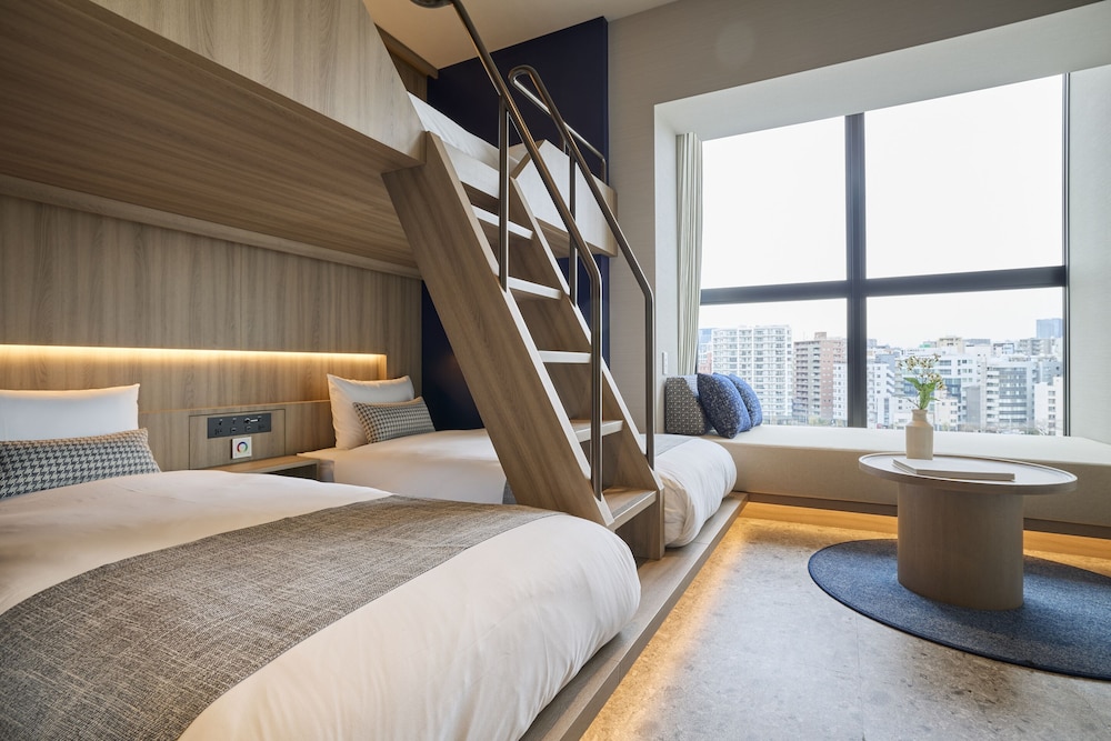 ROOM, BUNK BED, 3 BEDS