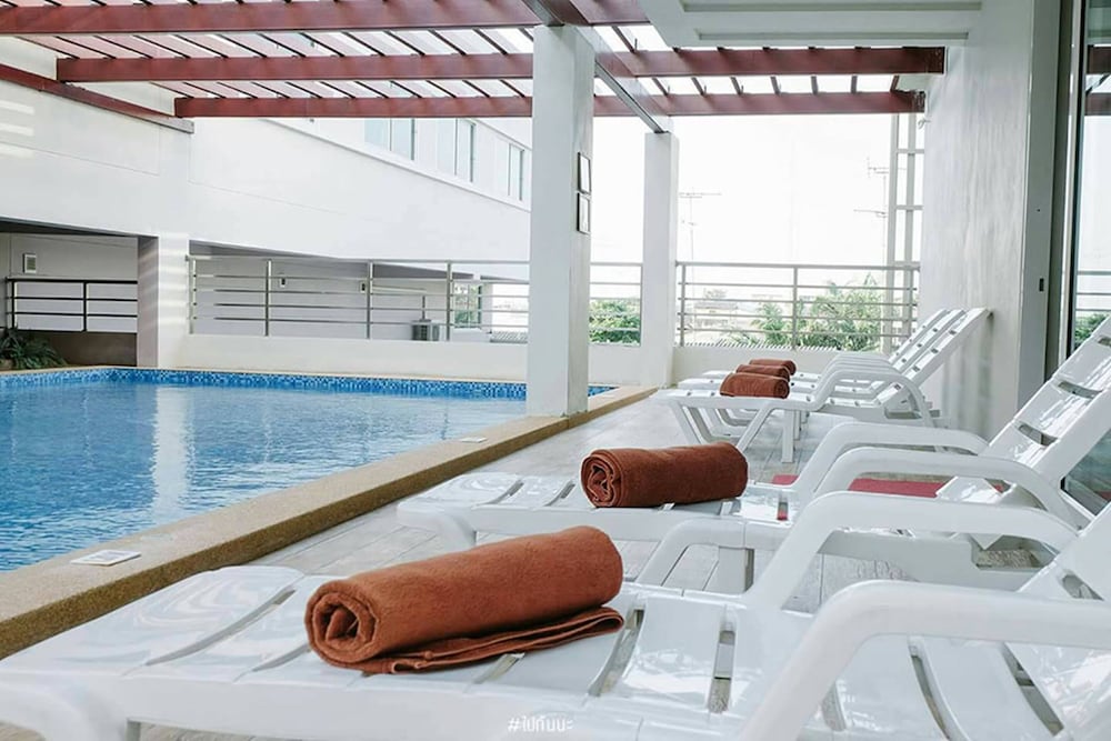 Prachuap Grand Hotel 39/43