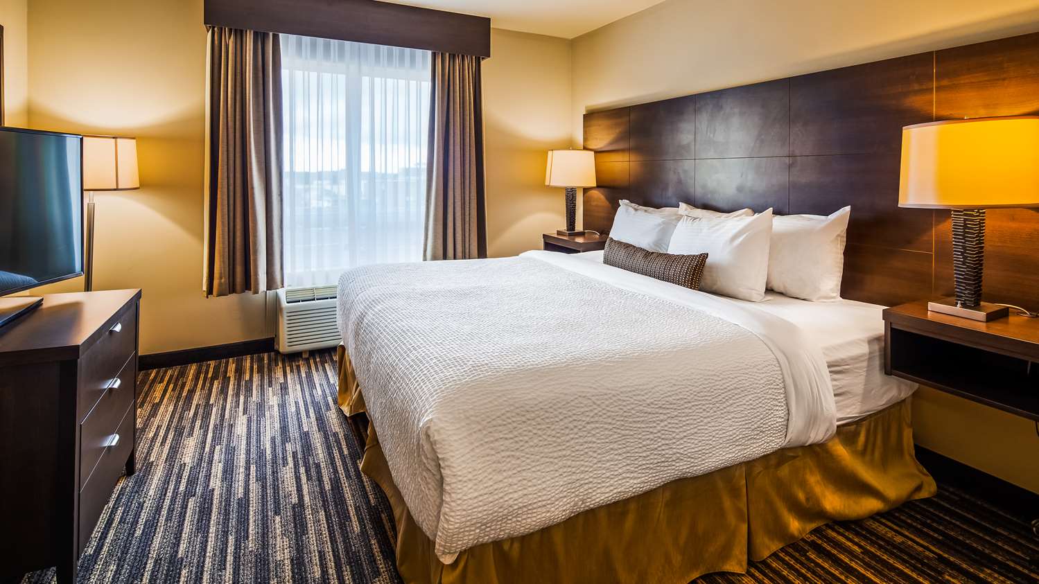 Best Western Plus Dartmouth Hotel Suites 7/42