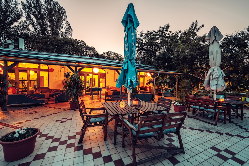 Island Hostel - Adults only 43/49