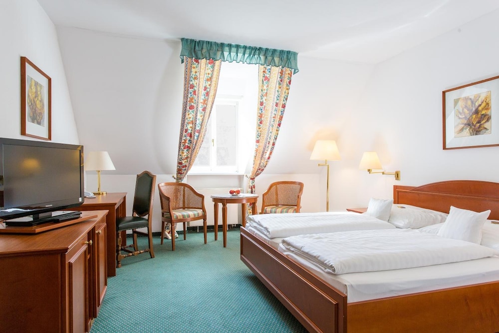 Churfuerstliche Waldschaenke Moritzburg 13/62