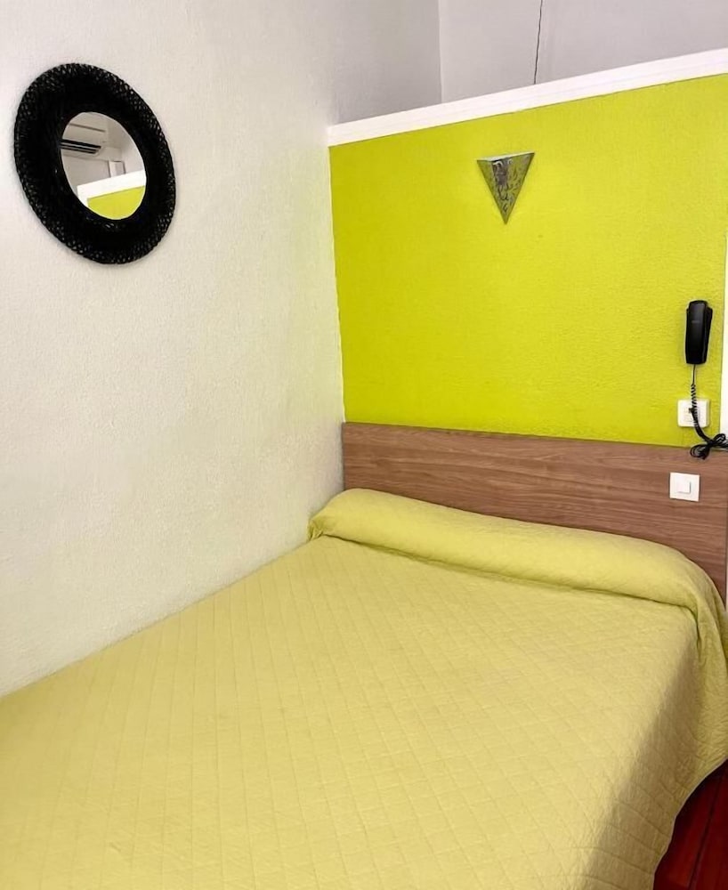 HOTEL COLISEE VERDUN 33/50