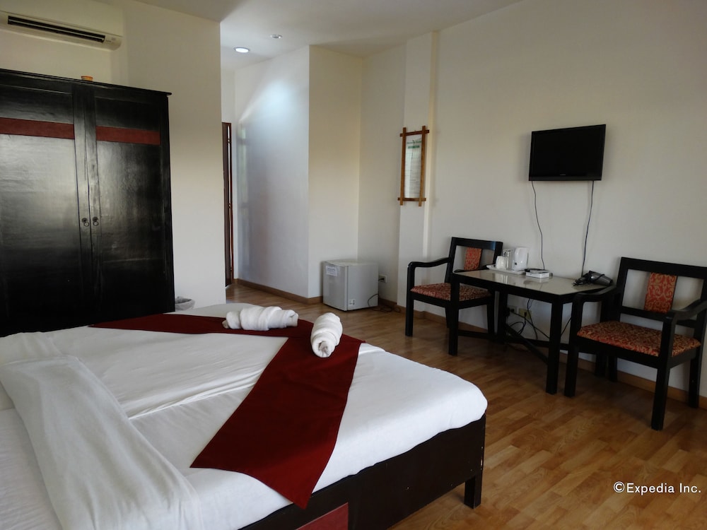Harmony Hotel 36/57