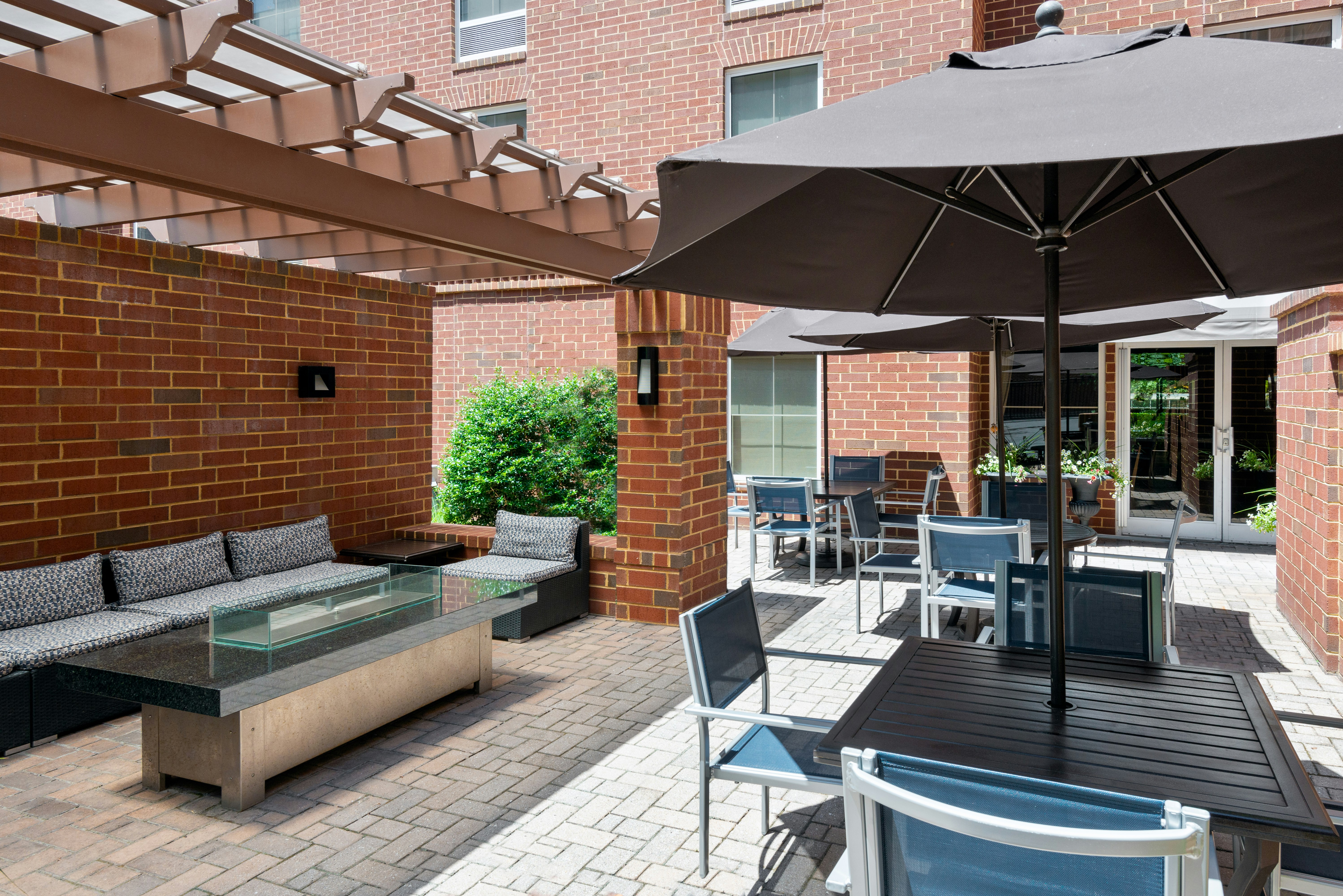Hampton Inn & Suites Charlottesville-At the University 26/50
