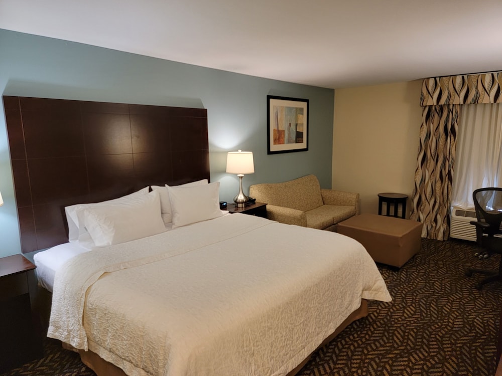 Hampton Inn Marshall, TX 15/43