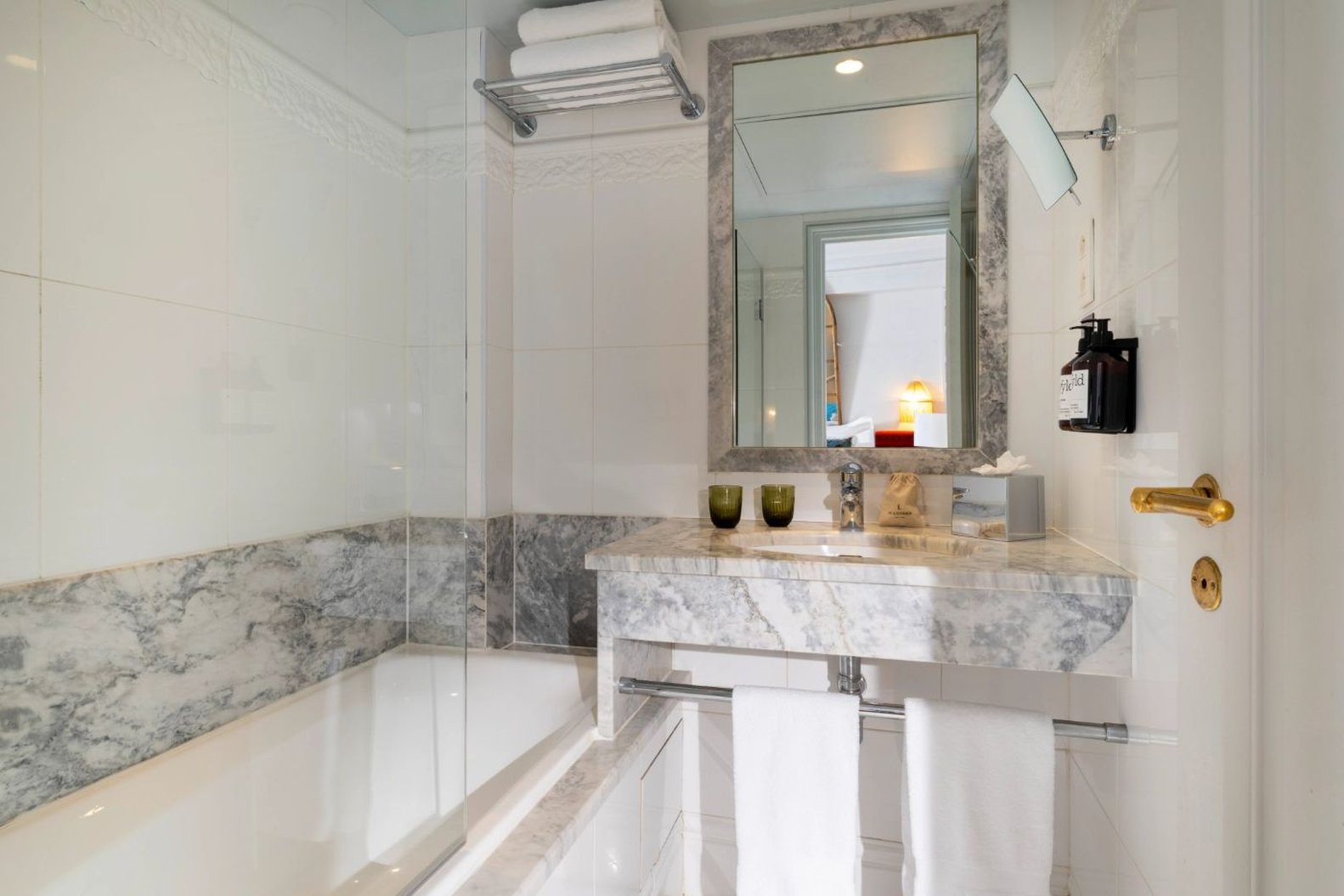 Hotel Le Lavoisier 38/40