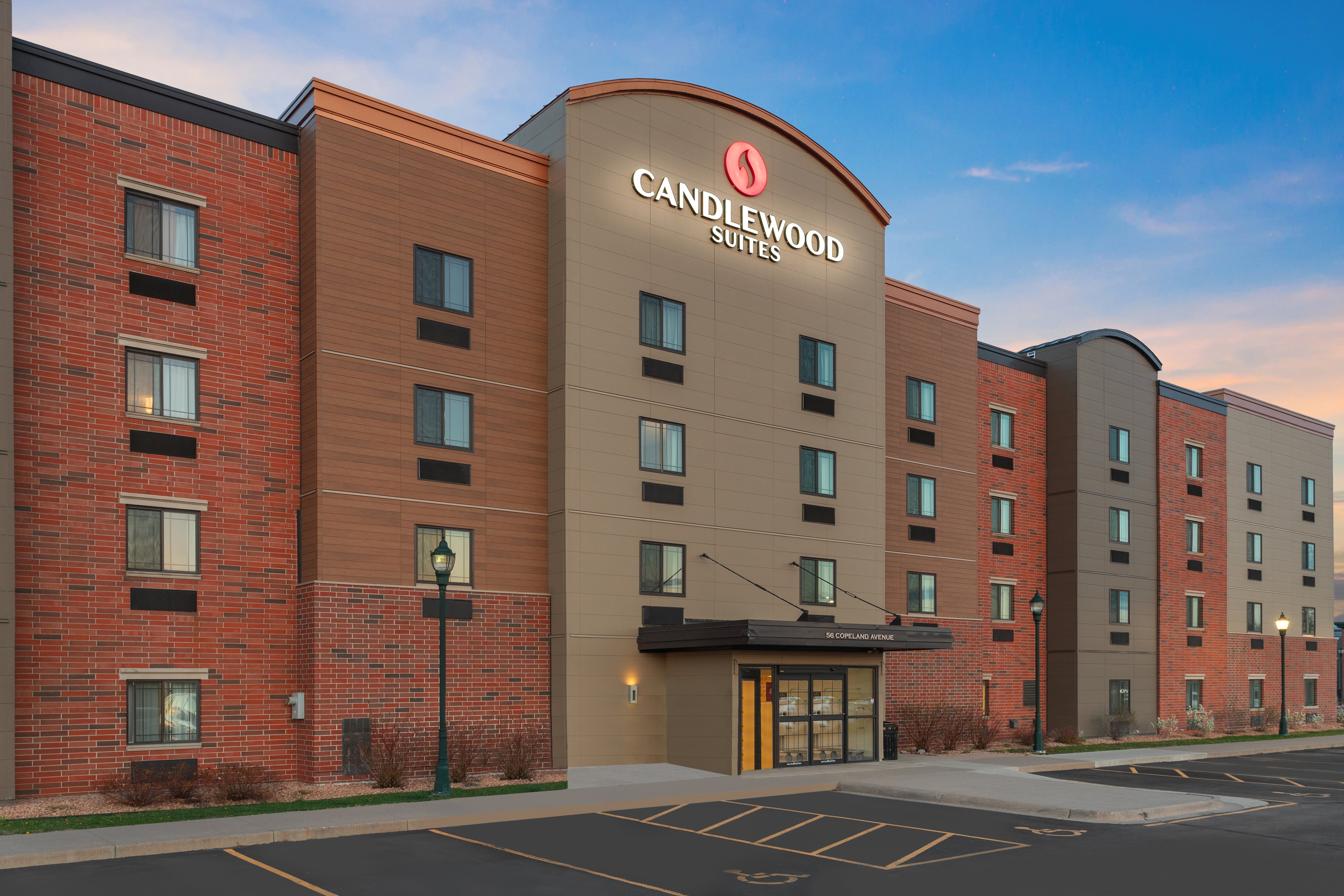 Candlewood Suites La Crosse 36/41