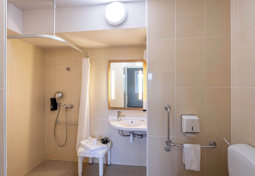 B&B HOTEL Arcachon Gujan Mestras 49/50