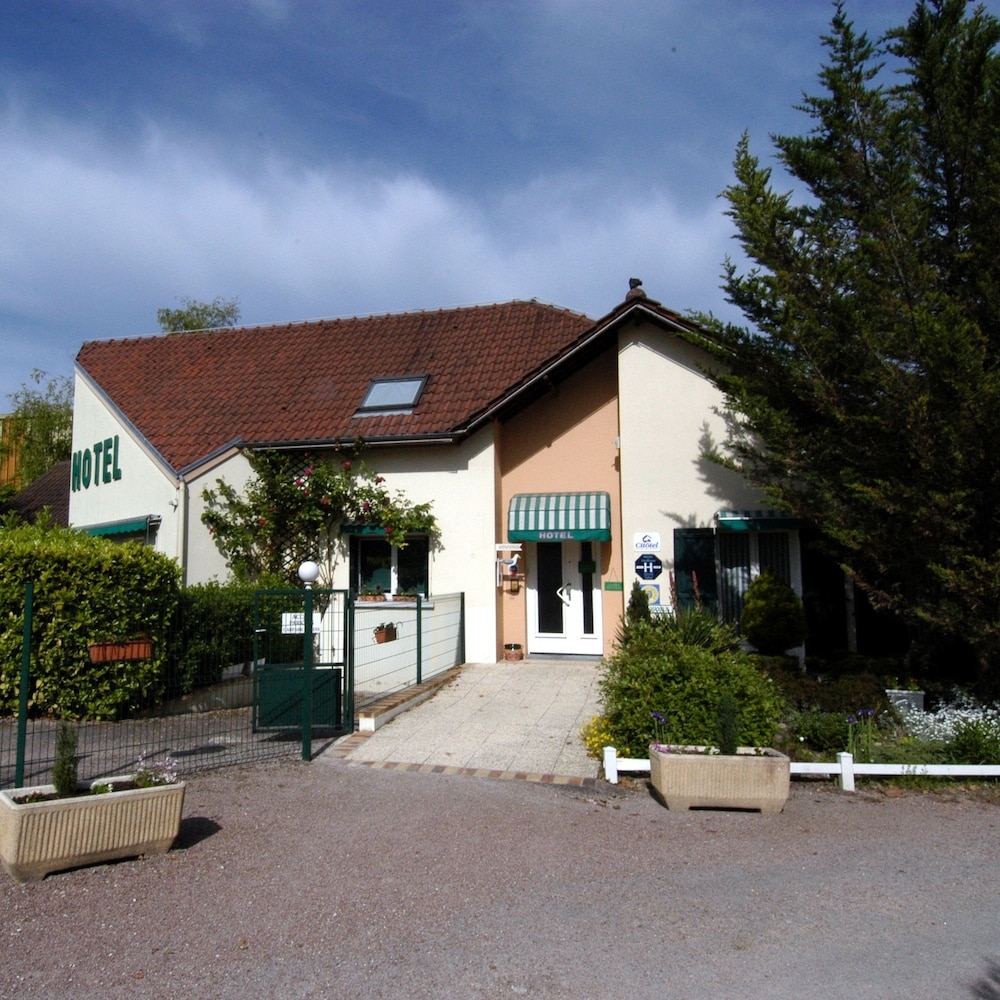 Villa hotel 40/50