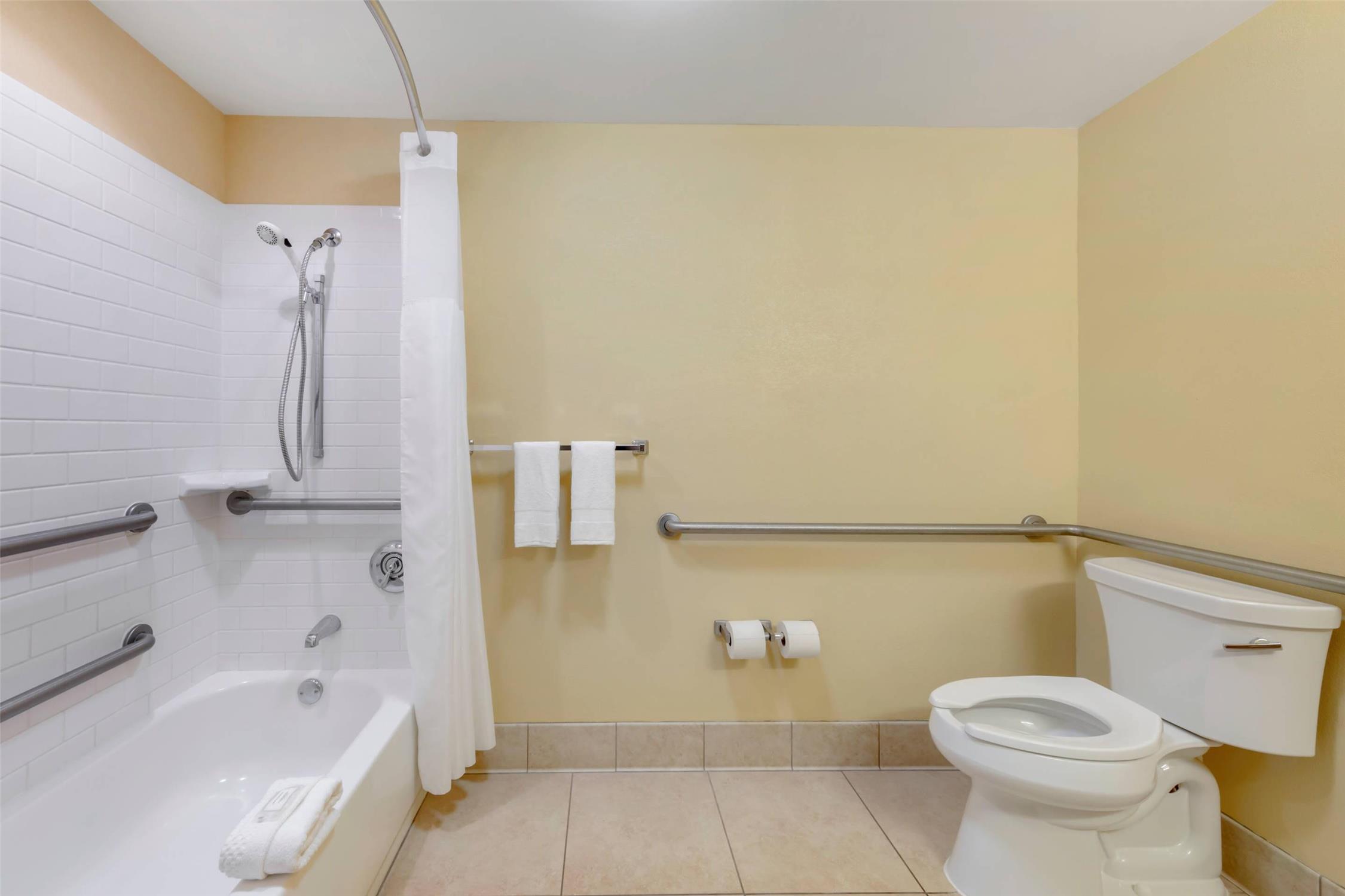 Clarion Hotel Anaheim Resort 43/45